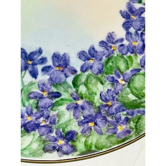 Vintage Hand Painted Signed By Artist Plate Purple Flower - Picture 3 of 4